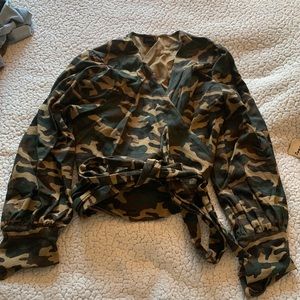 Army Print Cropped Wrap Jacket